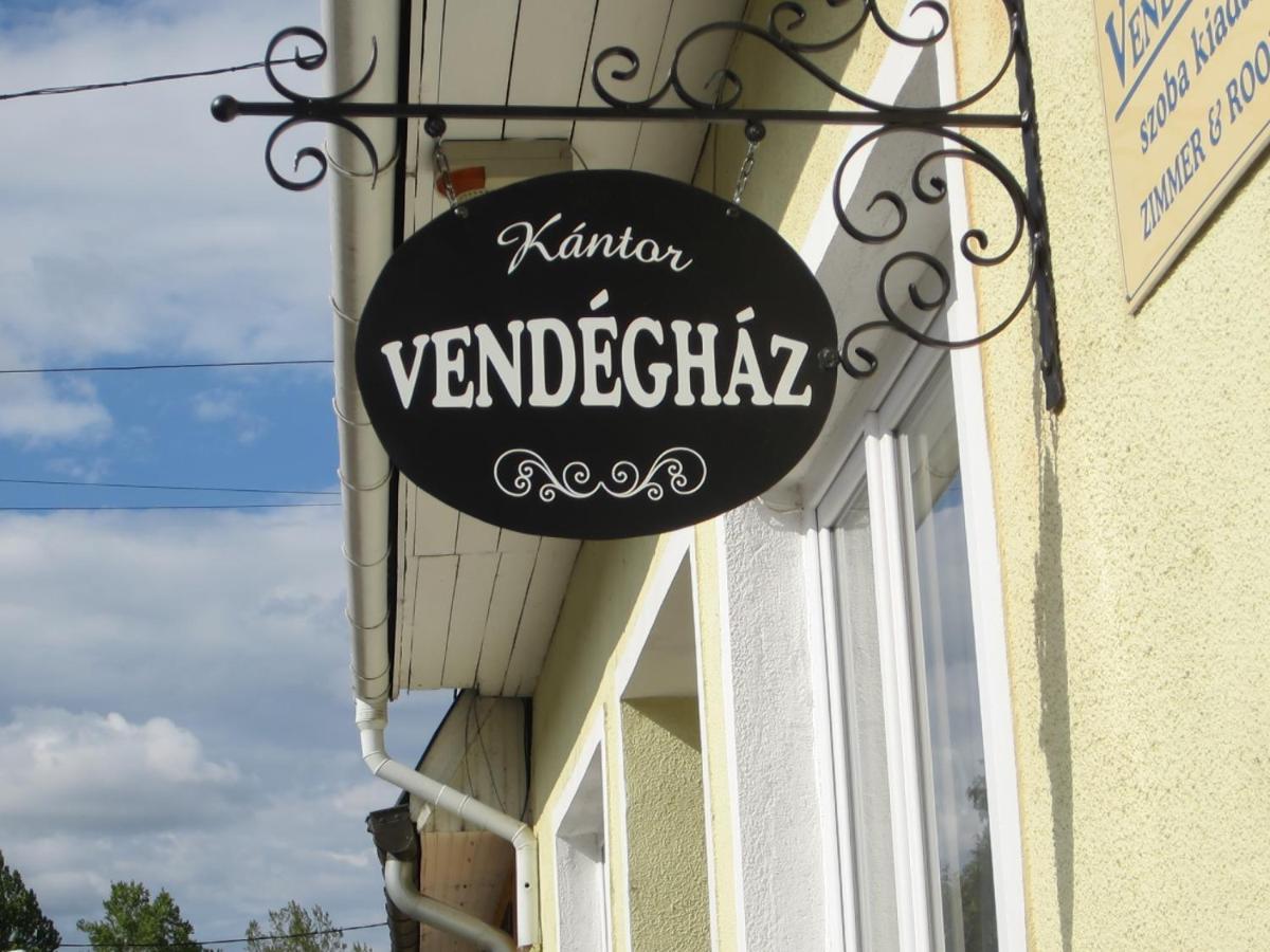 Kántor Vendégház Hotel Zalaegerszeg Exterior foto